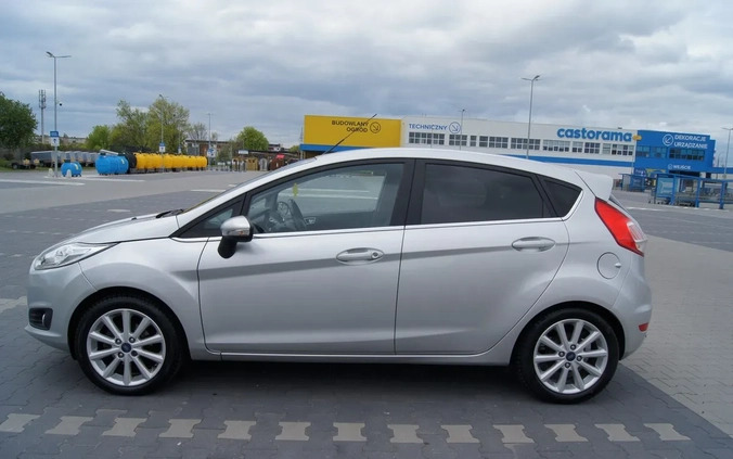 Ford Fiesta cena 35900 przebieg: 145000, rok produkcji 2017 z Płock małe 254